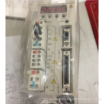 YASKAWA SGDH-04AE 400W NEW